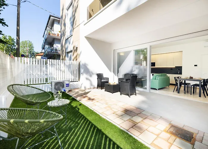 Riviera Collection - Katia Beach House Apartment *