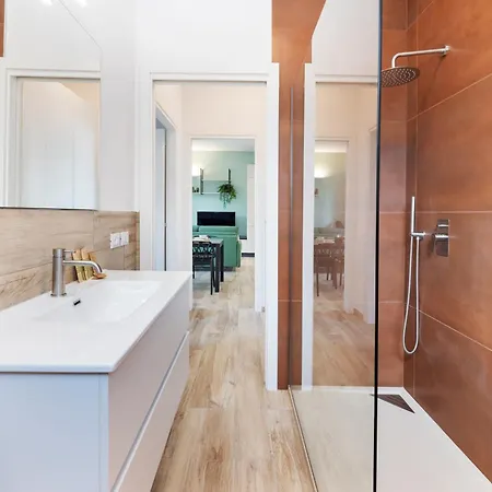 Apartamento Katia's - 5 Minuti Da Fiera Di E 50 Mt Dal Mare *